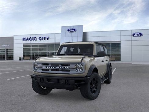 New 2025 Ford Bronco Big Bend w/ Black Diamond Package image 2