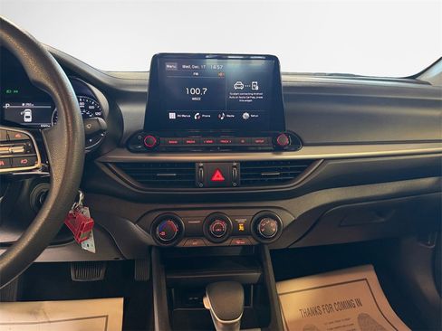 Certified 2023 Kia Forte LXS image 22