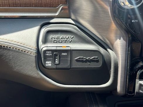 Used 2019 RAM 2500 Limited AWD/4WD image 23