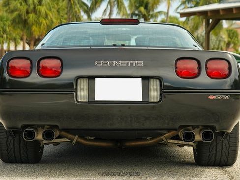 Used 1990 Chevrolet Corvette ZR-1 RWD image 7