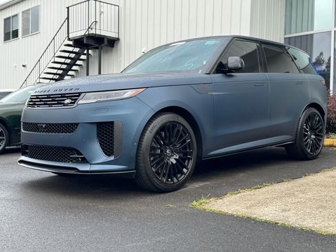 Used 2025 Land Rover Range Rover Sport SV Edition Two AWD/4WD image 3