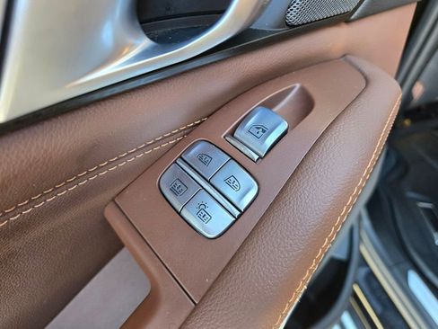 Used 2020 BMW X7 xDrive40i w/ Premium Package image 47