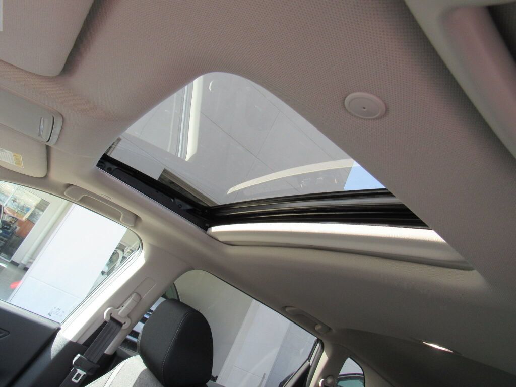 Used 2024 Honda CR-V EX image 17