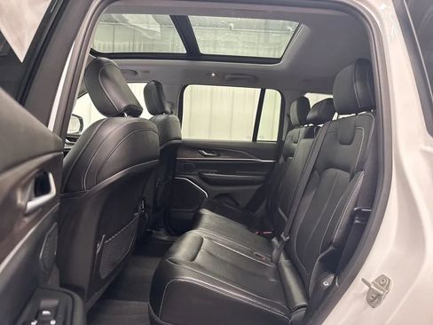 Used 2023 Jeep Grand Cherokee 4WD 4xe image 25