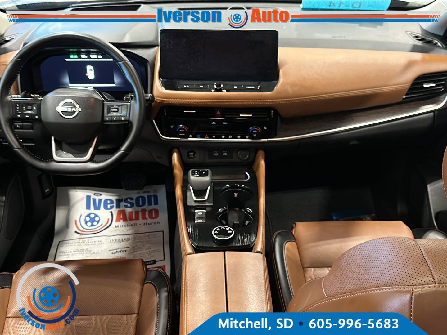 Used 2026 Nissan Rogue Platinum w/ Platinum Premium Package AWD/4WD image 27