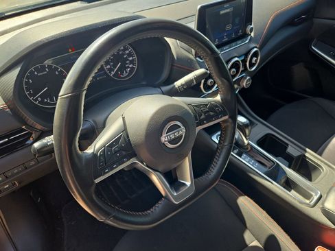 Used 2024 Nissan Sentra SR FWD image 9