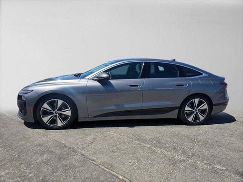 Used 2025 Audi A6 e-tron Prestige RWD image 6