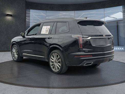 Used 2020 Cadillac XT6 Sport w/ Platinum Package image 4
