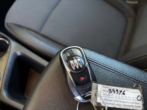 Used 2025 Buick Encore GX Preferred AWD/4WD image 24