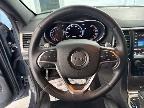 Used 2017 Jeep Grand Cherokee Altitude AWD/4WD image 27