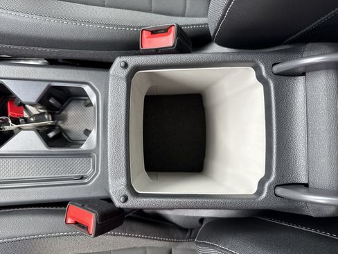 New 2026 Volkswagen Taos SE AWD/4WD image 22