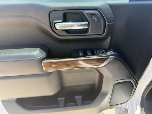 Used 2019 Chevrolet Silverado 1500 RST w/ All-Star Edition RWD image 11
