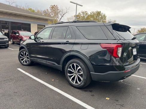 Used 2022 Ford Explorer ST-Line image 4