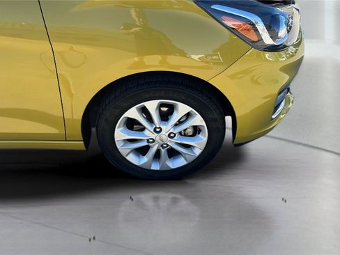 Used 2022 Chevrolet Spark LT FWD image 19