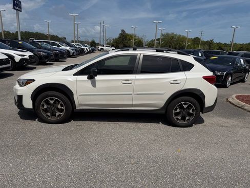 Used 2019 Subaru Crosstrek 2.0i w/ Eyesight System image 11