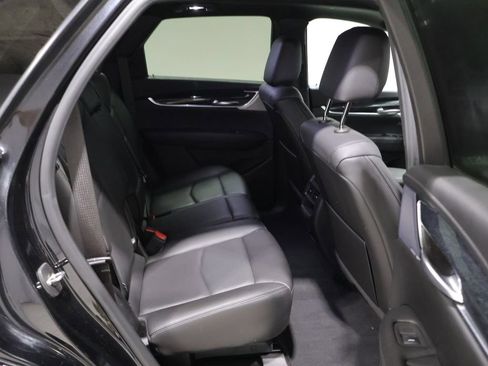 Used 2022 Cadillac XT5 Premium Luxury AWD/4WD image 18