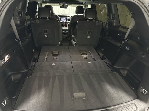 Used 2025 Jeep Grand Cherokee L Altitude RWD image 37