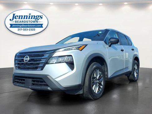 Used 2024 Nissan Rogue S FWD image 5