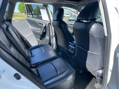 Certified 2019 Toyota RAV4 XLE Premium w/ Cold Weather Package AWD/4WD image 23