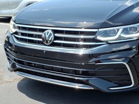 Used 2024 Volkswagen Tiguan SEL R-Line AWD/4WD image 36