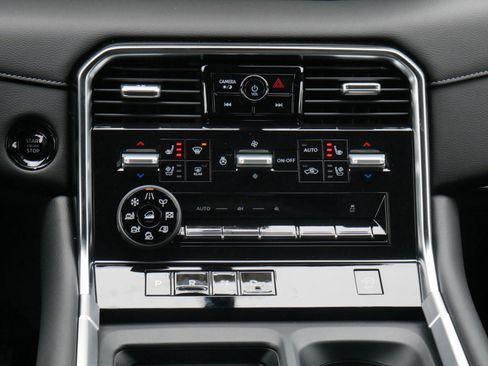 New 2026 Nissan Armada Platinum image 8