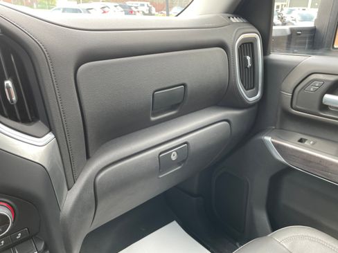 Used 2022 Chevrolet Silverado 2500 LTZ w/ LTZ Plus Package image 26