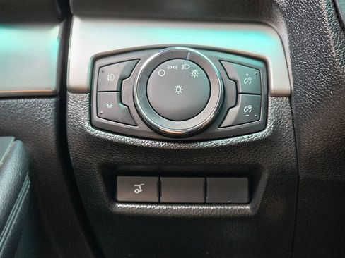 Used 2016 Ford Explorer XLT w/ Equipment Group 202A image 47