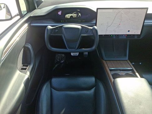 Used 2022 Tesla Model X AWD/4WD image 11