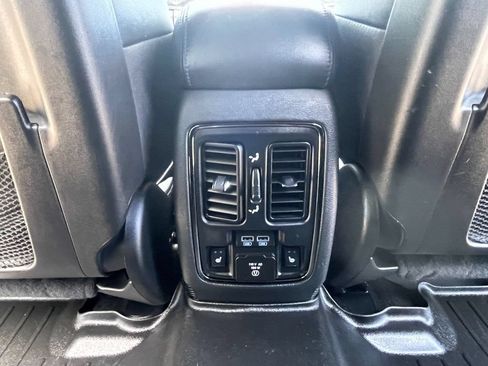 Used 2019 Jeep Grand Cherokee High Altitude AWD/4WD image 27