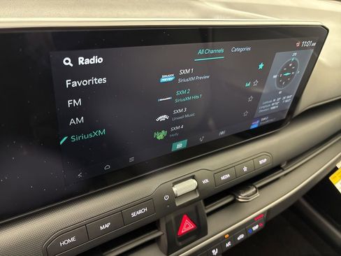 New 2026 Kia K4 LXS image 25