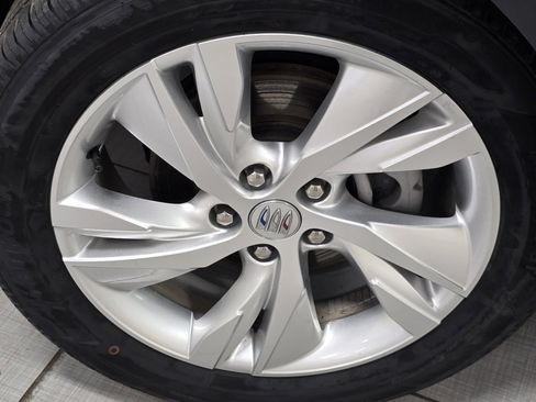 Used 2025 Buick Encore GX Preferred image 7