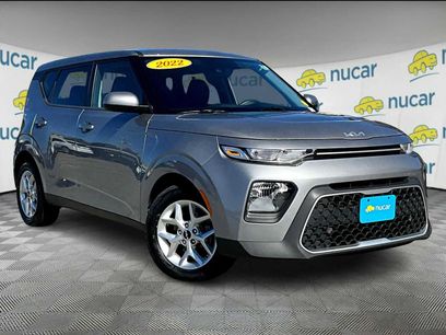 Used 2022 Kia Soul LX w/ Technology Package