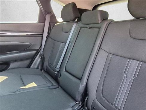 Used 2023 Hyundai Tucson SEL FWD image 16