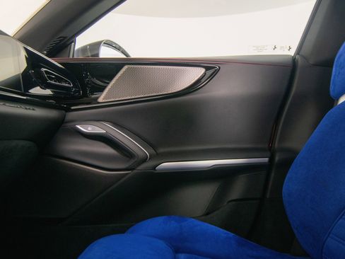 Certified 2025 Ferrari Purosangue AWD/4WD image 46