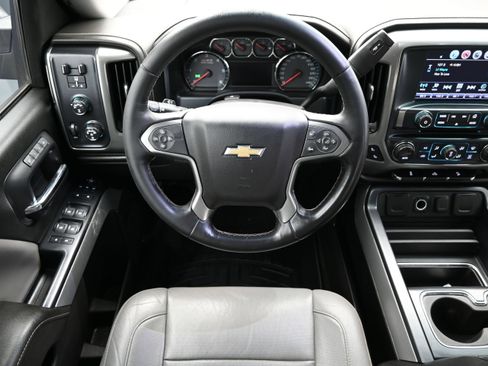 Used 2018 Chevrolet Silverado 1500 LTZ Z71 AWD/4WD image 26