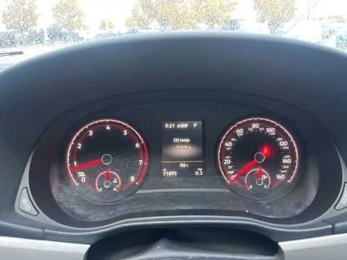 Used 2022 Volkswagen Passat 2.0T SE image 29