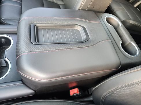 Used 2021 Chevrolet Tahoe RST w/ Luxury Package image 37