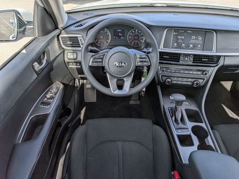 Used 2019 Kia Optima LX FWD image 17