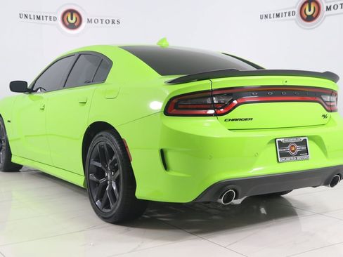 Used 2023 Dodge Charger R/T w/ Blacktop Package image 4