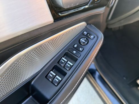 Certified 2023 Acura MDX SH-AWD w/ Technology Package image 15