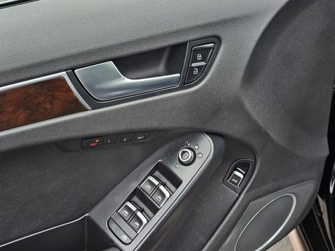 Used 2016 Audi A4 Premium Plus w/ Technology Package image 30