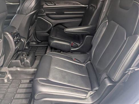 Used 2021 Jeep Grand Cherokee L Limited image 17