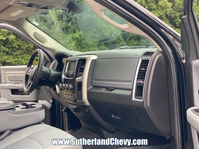 Used 2020 RAM 1500 Classic SLT AWD/4WD image 22