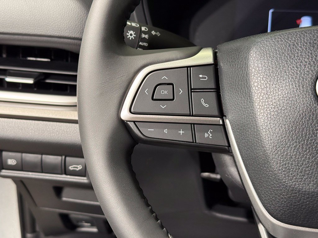 New 2026 Toyota Grand Highlander XLE FWD image 24