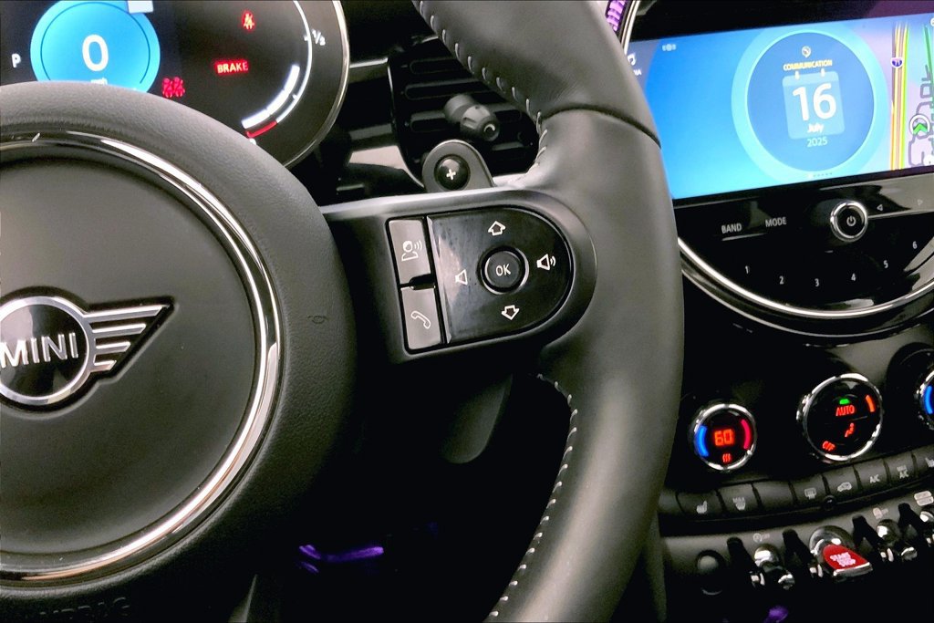 Certified 2023 MINI Cooper S FWD image 18
