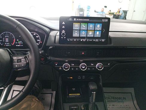 Used 2025 Honda CR-V EX-L image 17