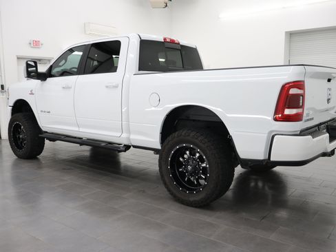 Used 2024 RAM 2500 Laramie AWD/4WD image 6
