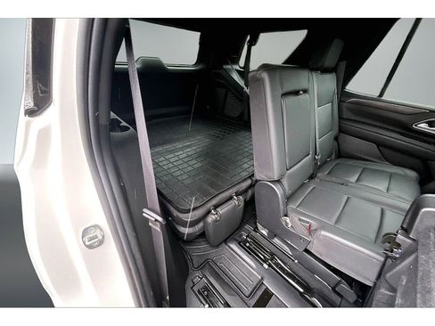Used 2022 Chevrolet Tahoe Z71 w/ Luxury Package AWD/4WD image 24