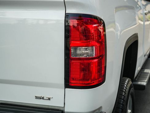 Used 2015 GMC Sierra 2500 SLT w/ SLT Preferred Package AWD/4WD image 7