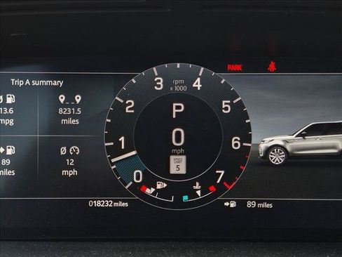 Used 2023 Land Rover Discovery Metropolitan Edition AWD/4WD image 18
